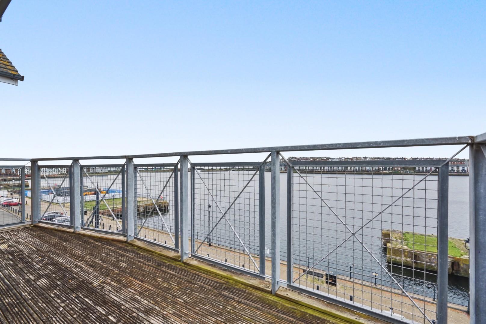 9 Glan Y Mor, Y Rhodfa, Barry, CF63 4BB